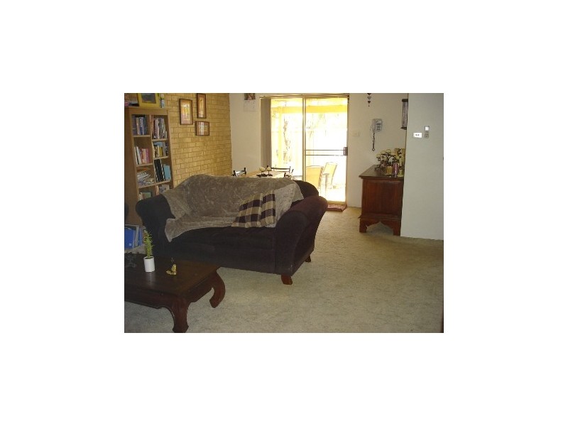 4/257 Third Street, Wonthella WA 6530