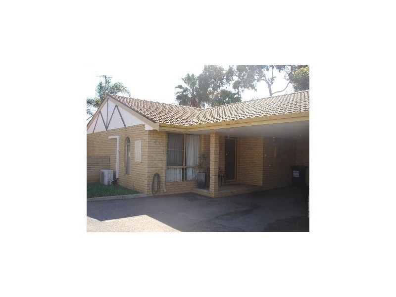 4/257 Third Street, Wonthella WA 6530