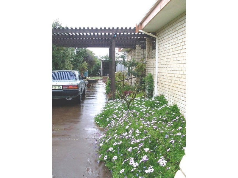 12 Nigel Court, Tarcoola Beach WA 6530