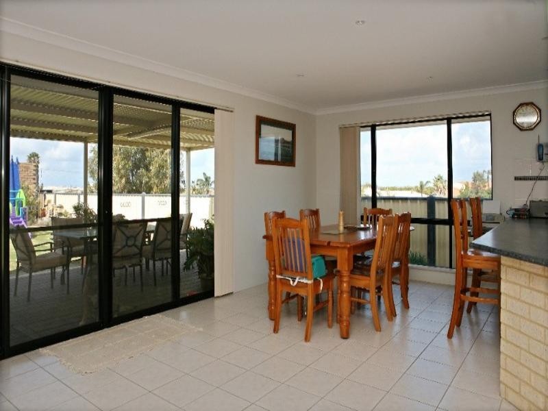 14 Penzance Way, Tarcoola Beach WA 6530