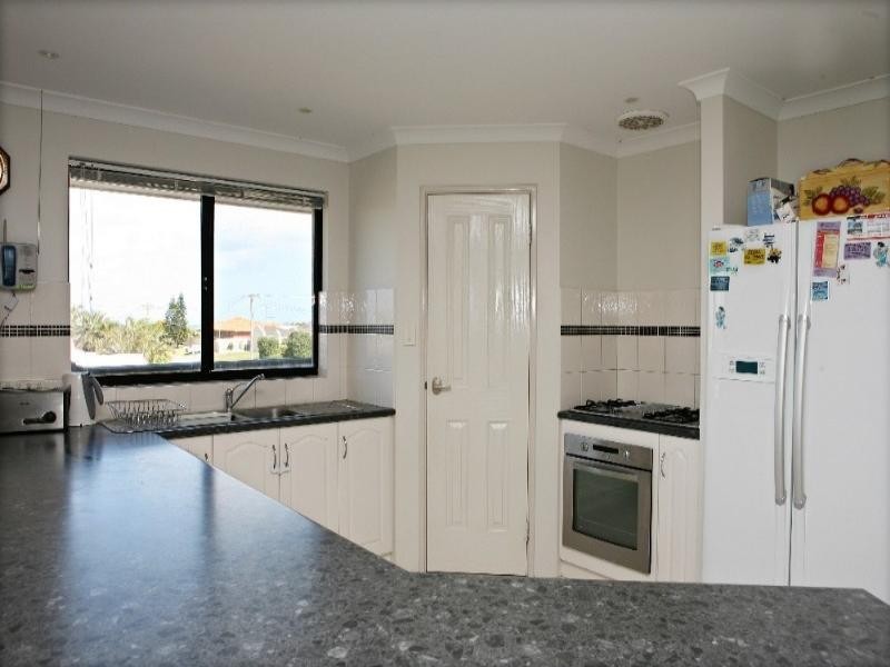 14 Penzance Way, Tarcoola Beach WA 6530