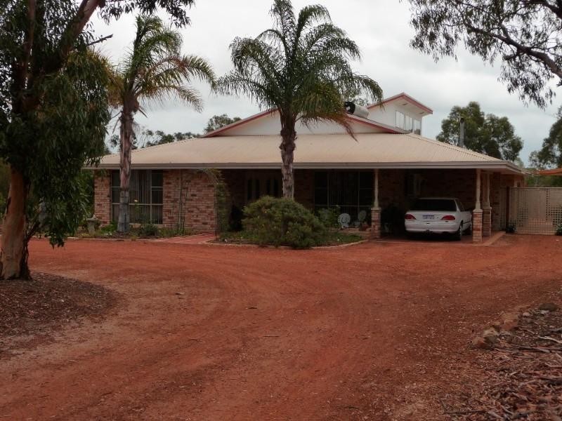 6 Moresby Road, Moresby WA 6530
