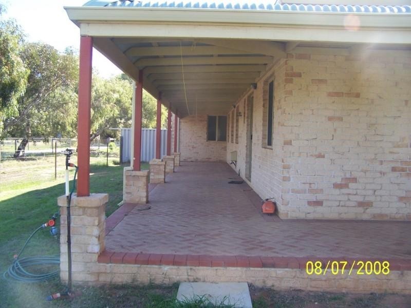 24 Polo Road, Deepdale WA 6532