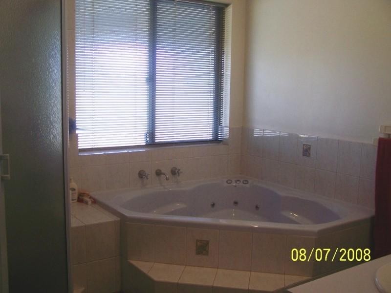 24 Polo Road, Deepdale WA 6532