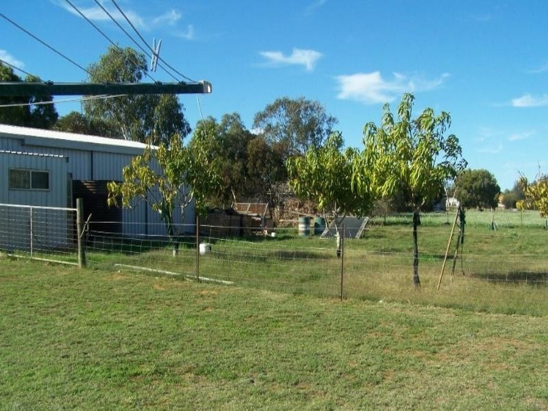 24 Polo Road, Deepdale WA 6532