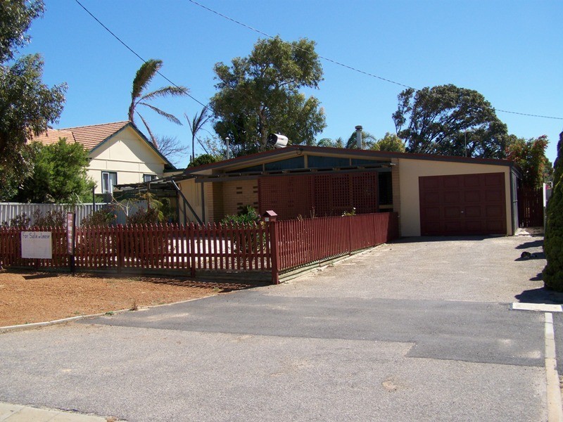 2/21 Cairncross Street, Beresford WA 6530
