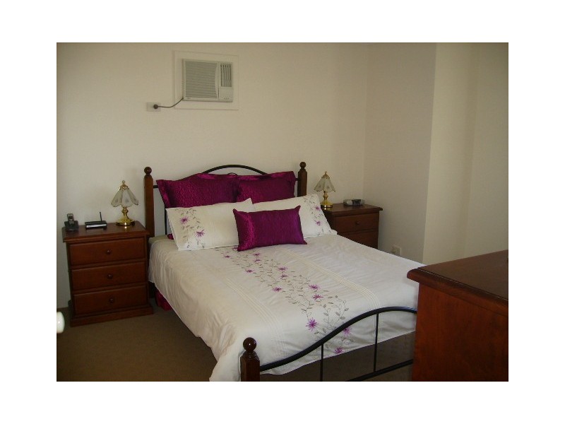 10 Ocean Queen Drive, Wandina WA 6530