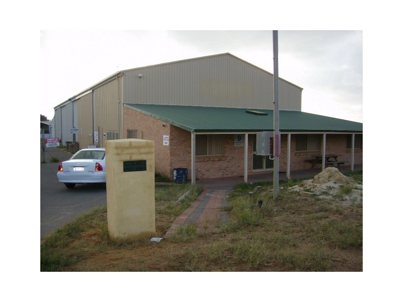 9 Newman Street, Webberton WA 6530