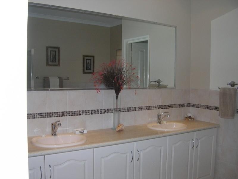 11 Basile Court, Wandina WA 6530