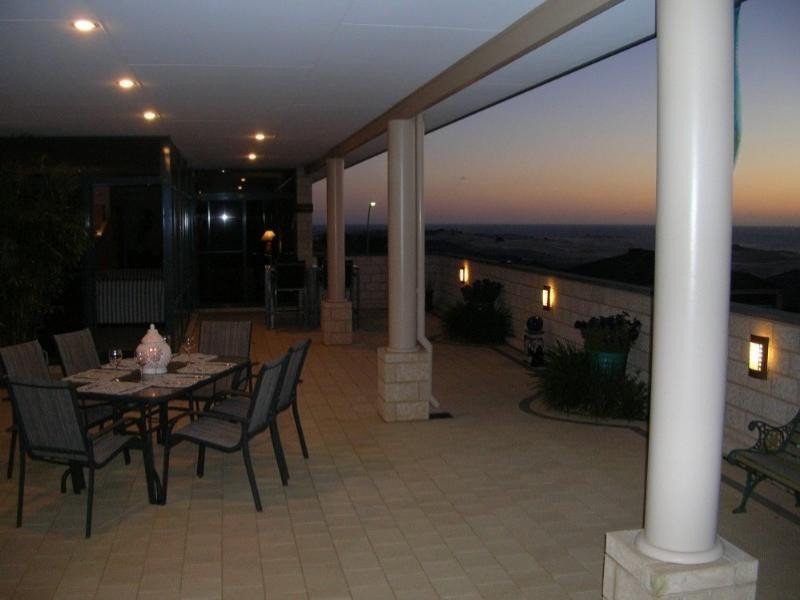 11 Basile Court, Wandina WA 6530