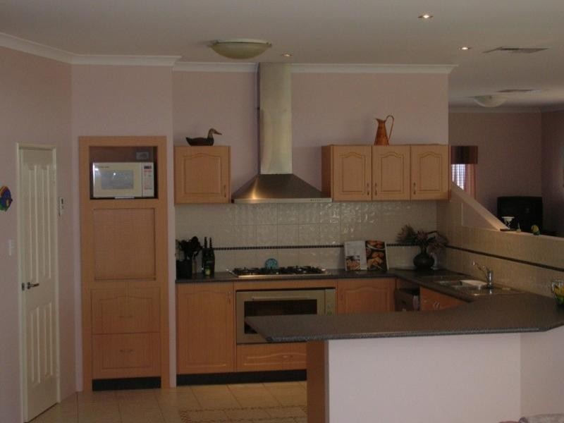 11 Basile Court, Wandina WA 6530