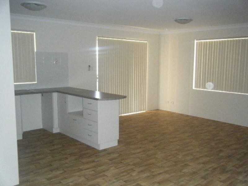 18 Sutcliffe Road, Waggrakine WA 6530