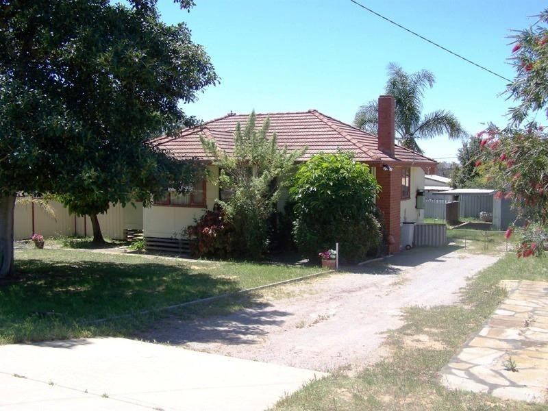 9 Cassia Street, Rangeway WA 6530