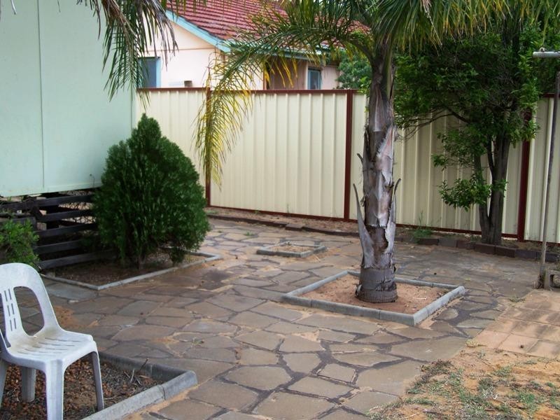 9 Cassia Street, Rangeway WA 6530