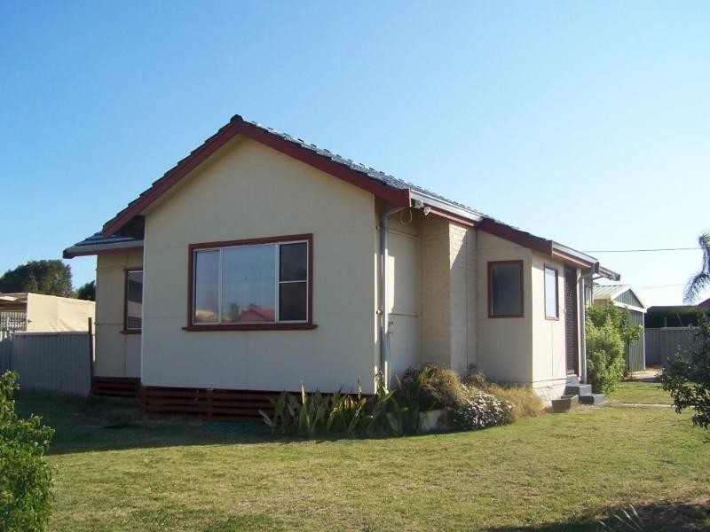 161 Fraser Street, Beachlands WA 6530