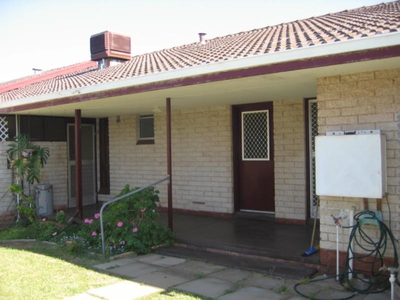 14 Malcolm Street, Bluff Point WA 6530