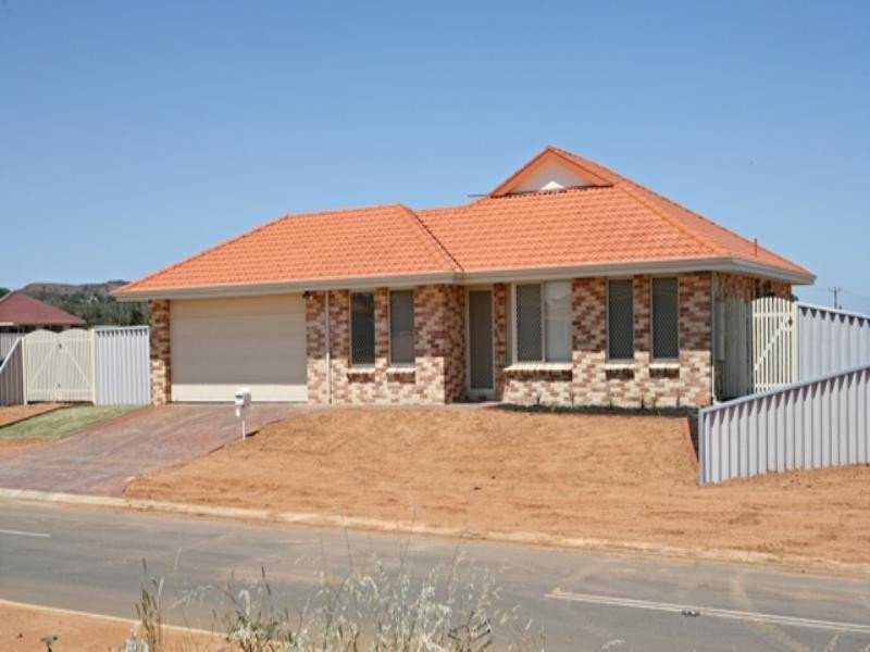 2a Ego Creek Loop, Waggrakine WA 6530