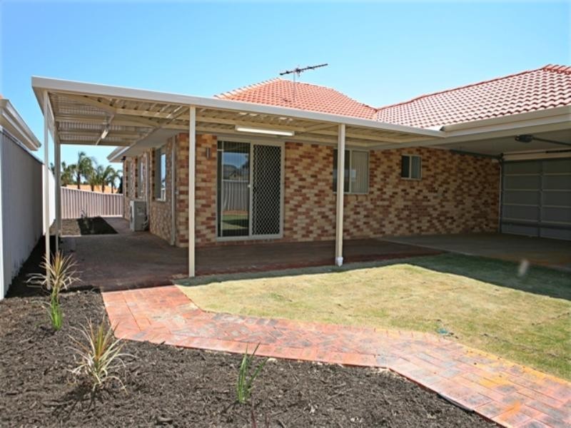 2a Ego Creek Loop, Waggrakine WA 6530