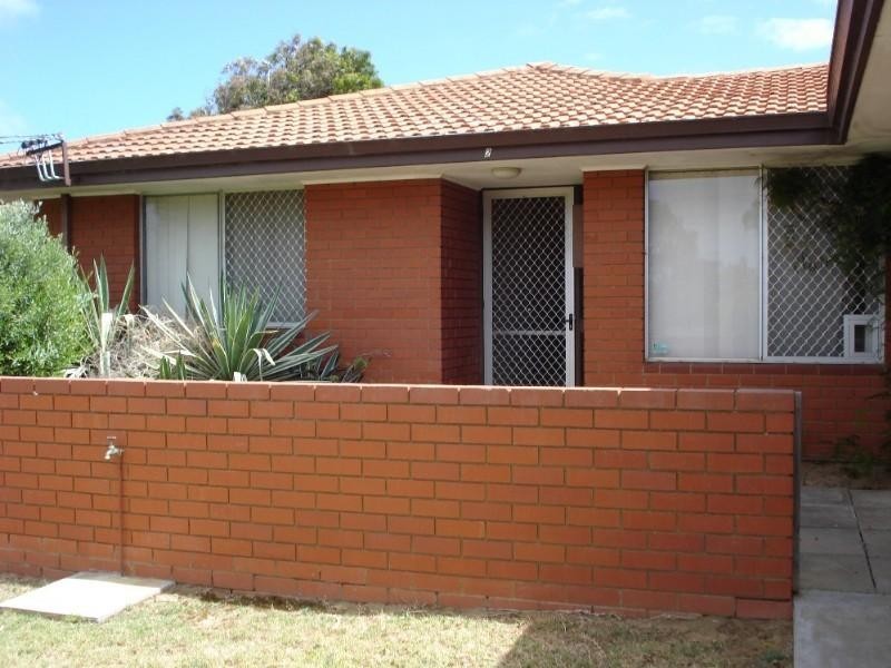 2/21 Hepburn Street, Geraldton WA 6530