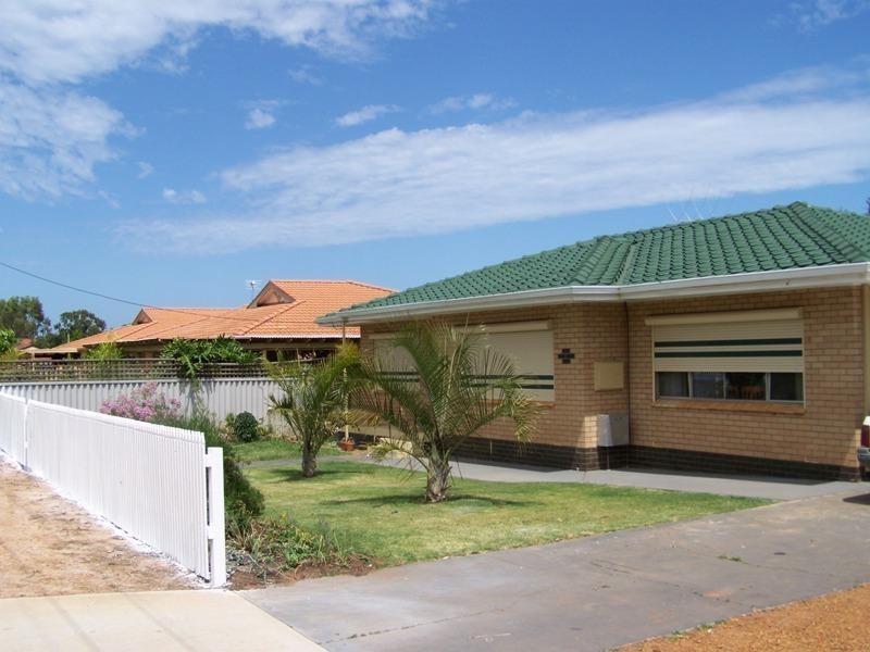 151 Railway Street, Bluff Point WA 6530