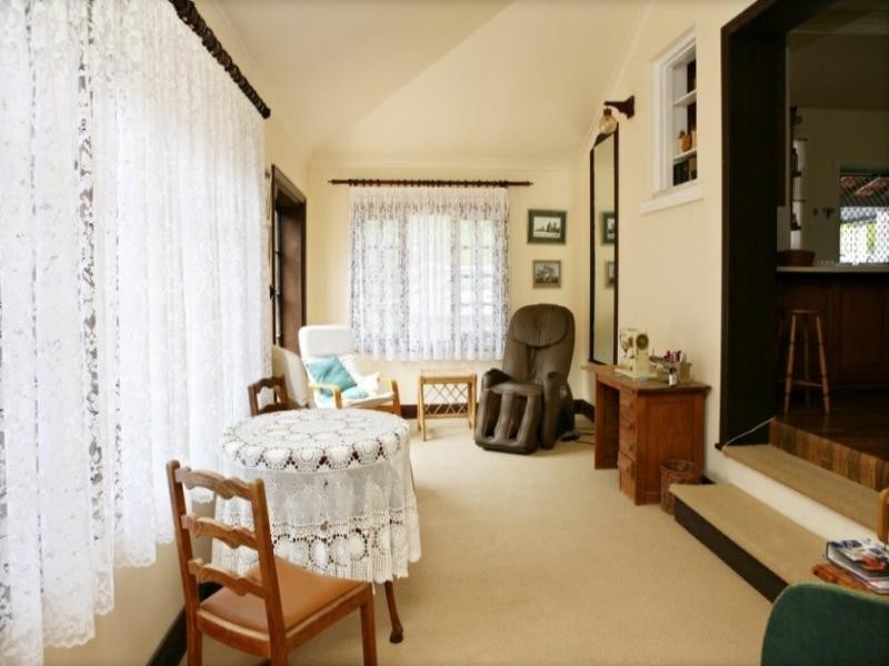 4 Stanley Street, Beachlands WA 6530