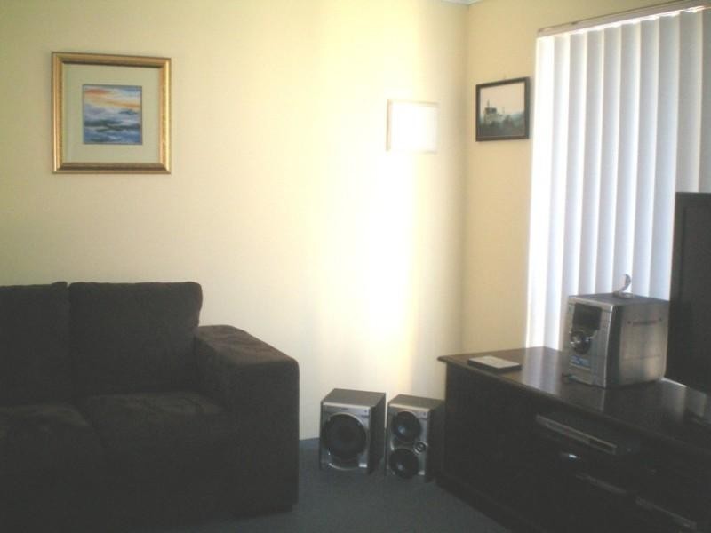 1/9 Holland Street, Geraldton WA 6530