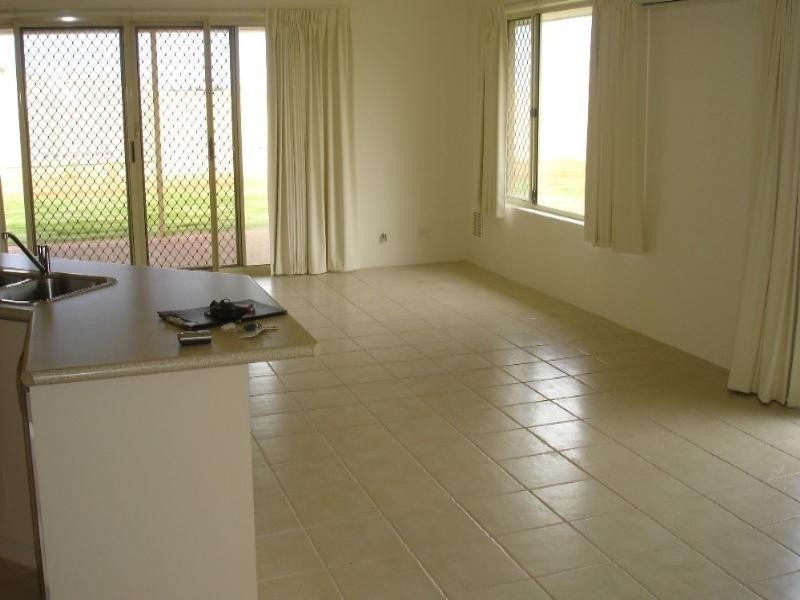 3 Ocean Queen Drive, Geraldton WA 6530