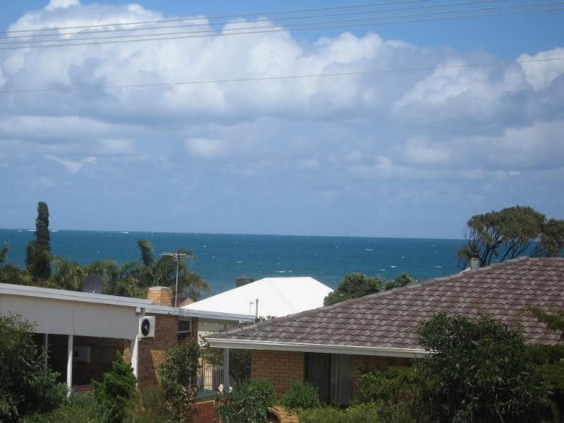 10 Malcolm Street, Bluff Point WA 6530