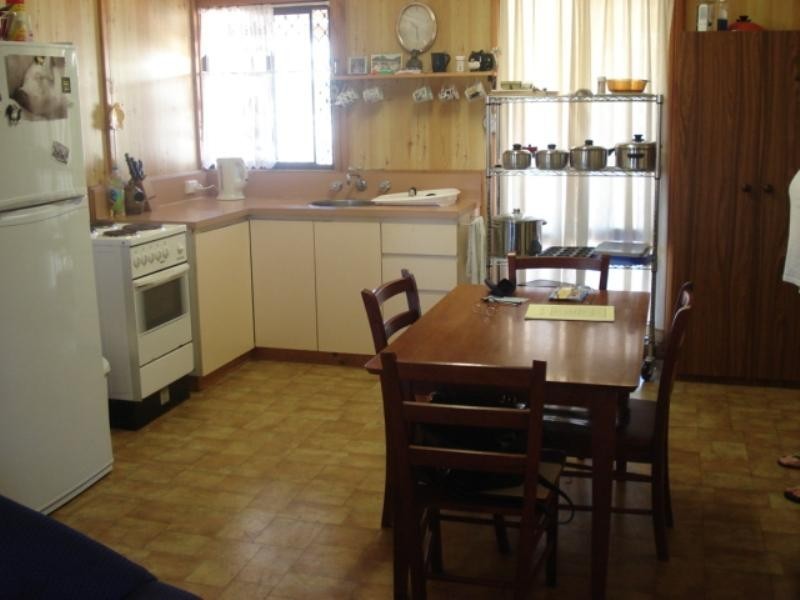 9 Thames Drive, Cape Burney WA 6532