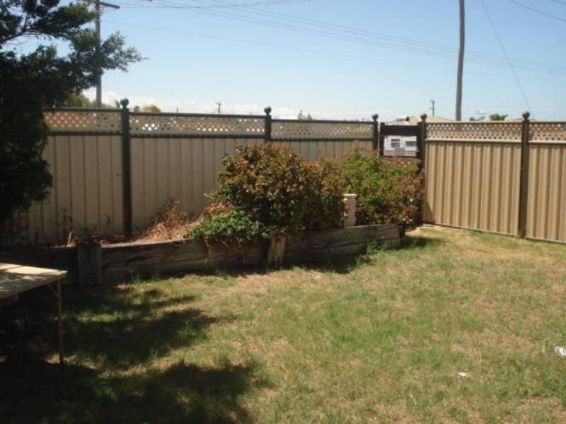 9 Thames Drive, Cape Burney WA 6532