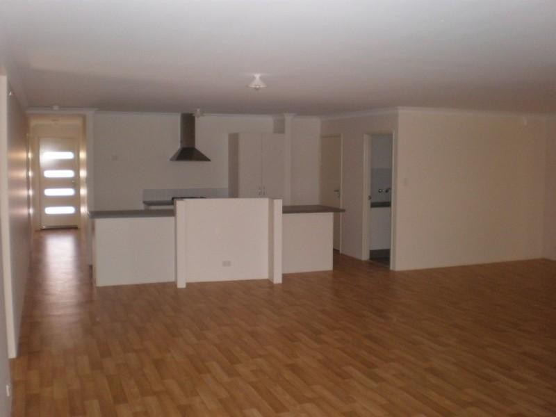 1 Barnacle Road, Drummond Cove WA 6532