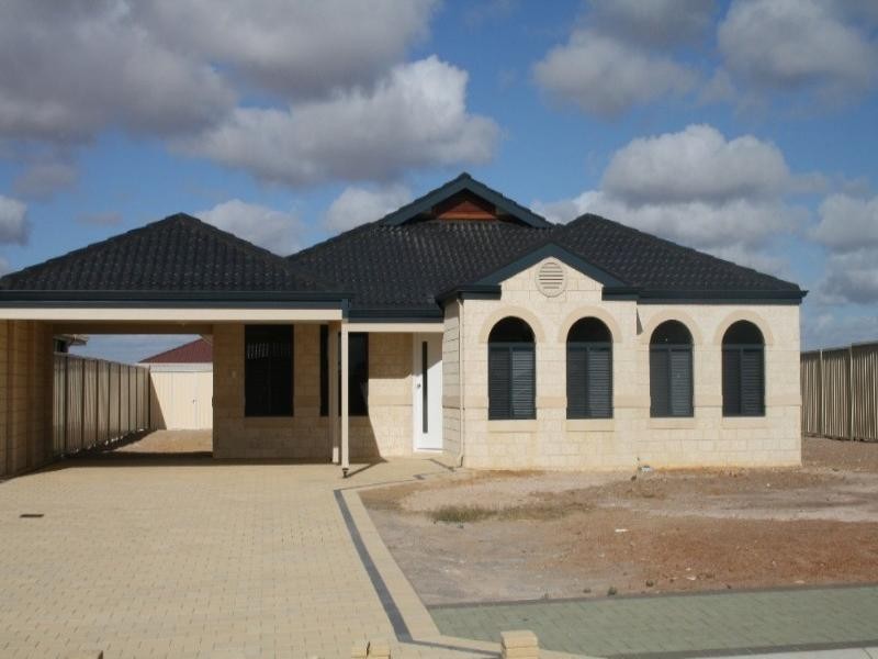 2/2 Ajax Drive, Wandina WA 6530