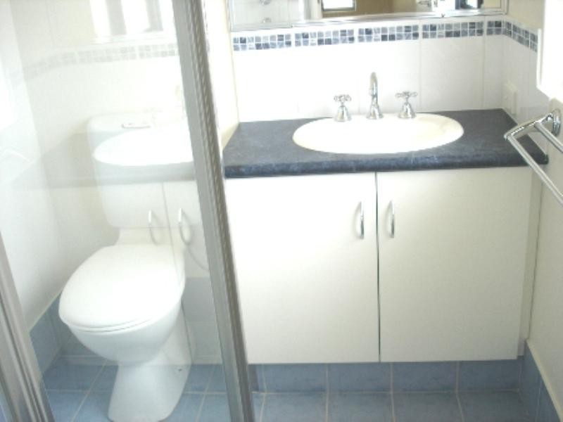 2/2 Ajax Drive, Wandina WA 6530