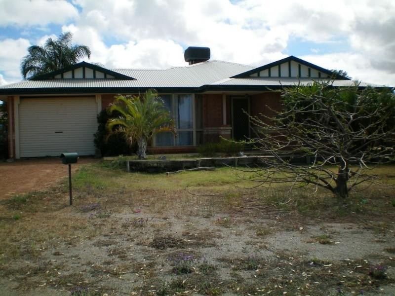 6 Lowan Court, Geraldton WA 6530