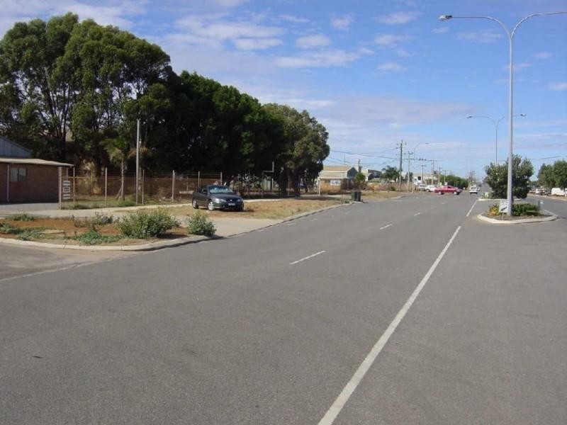 297 Place Road, Geraldton WA 6530