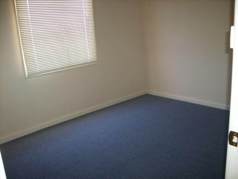 5 Bradley Street, Beachlands WA 6530