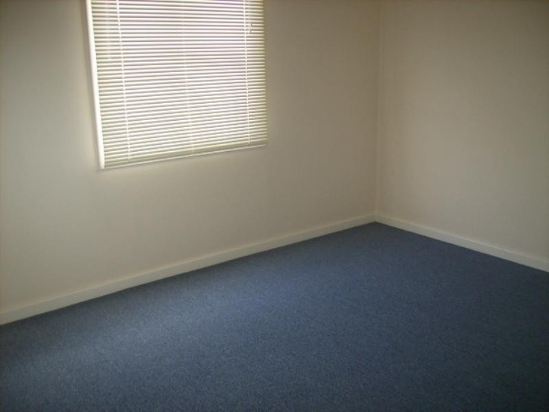 5 Bradley Street, Beachlands WA 6530