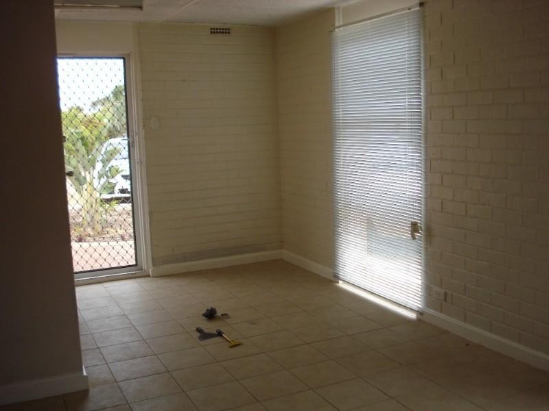 1/7 Duke Street, Geraldton WA 6530