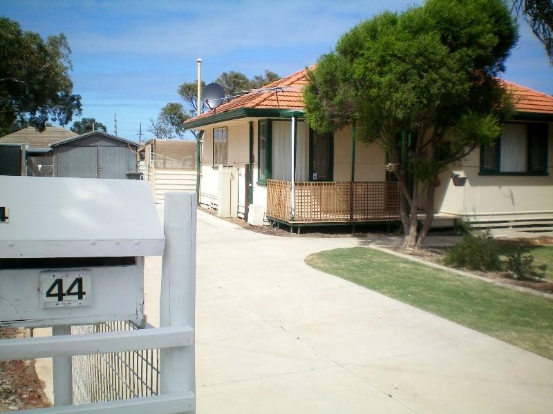 44 Felicia Street, Rangeway WA 6530