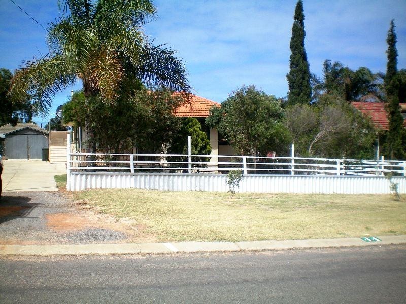 44 Felicia Street, Rangeway WA 6530
