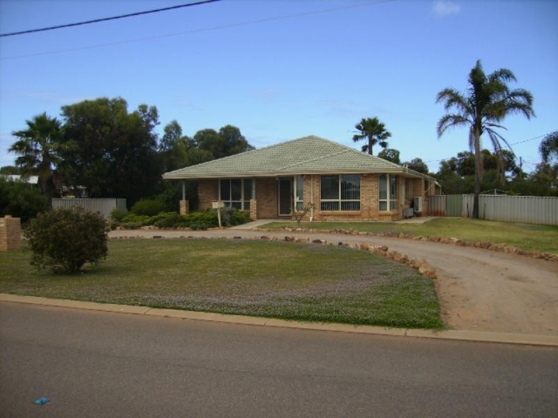 5 Candlebark Drive, Strathalbyn WA 6530