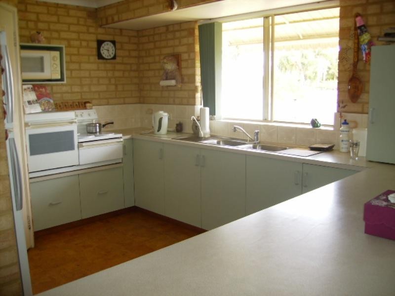 5 Candlebark Drive, Strathalbyn WA 6530