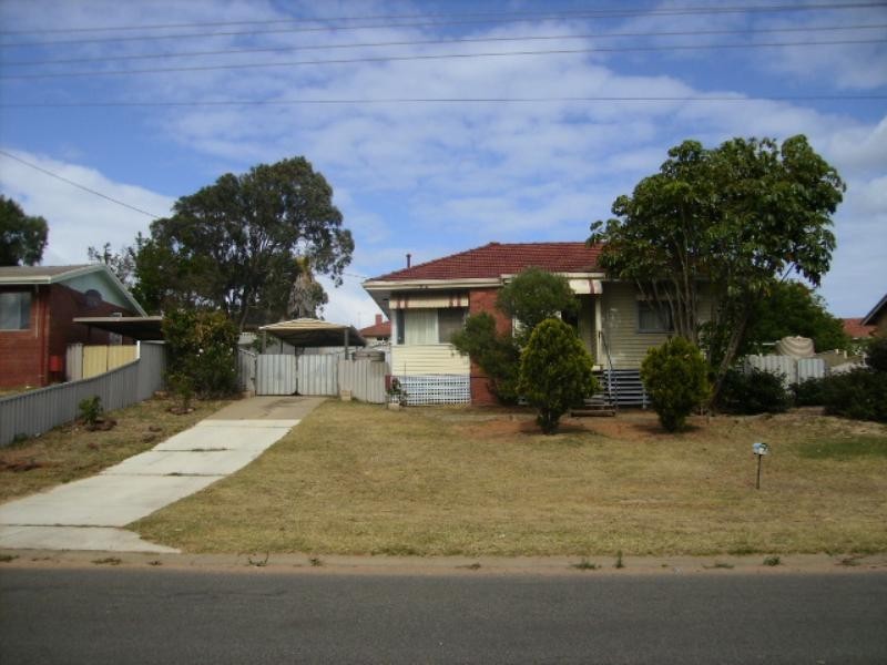 16 Cypress Street, Rangeway WA 6530