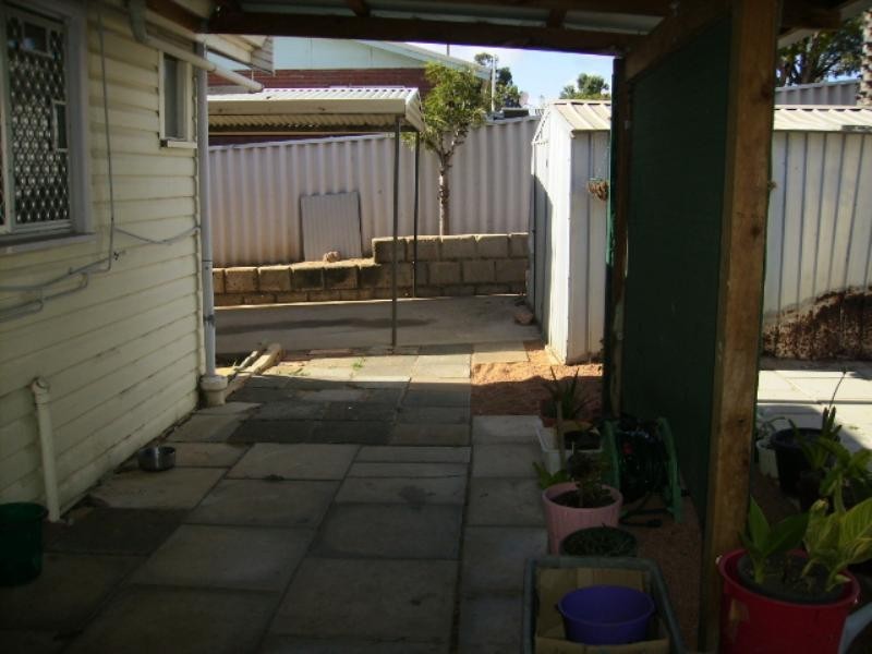 16 Cypress Street, Rangeway WA 6530