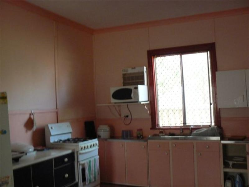 60 Watson Street, Mount Magnet WA 6638