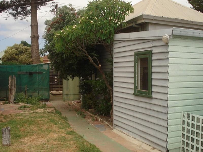 142 Fitzgerald Street, Beachlands WA 6530