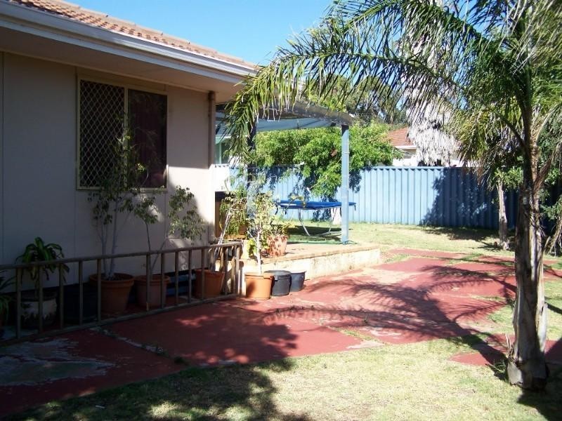 5 Houtman Street, Wonthella WA 6530