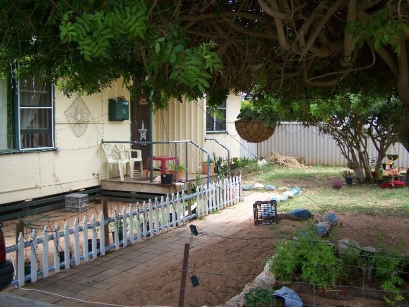 6 Abraham Street, Utakarra WA 6530