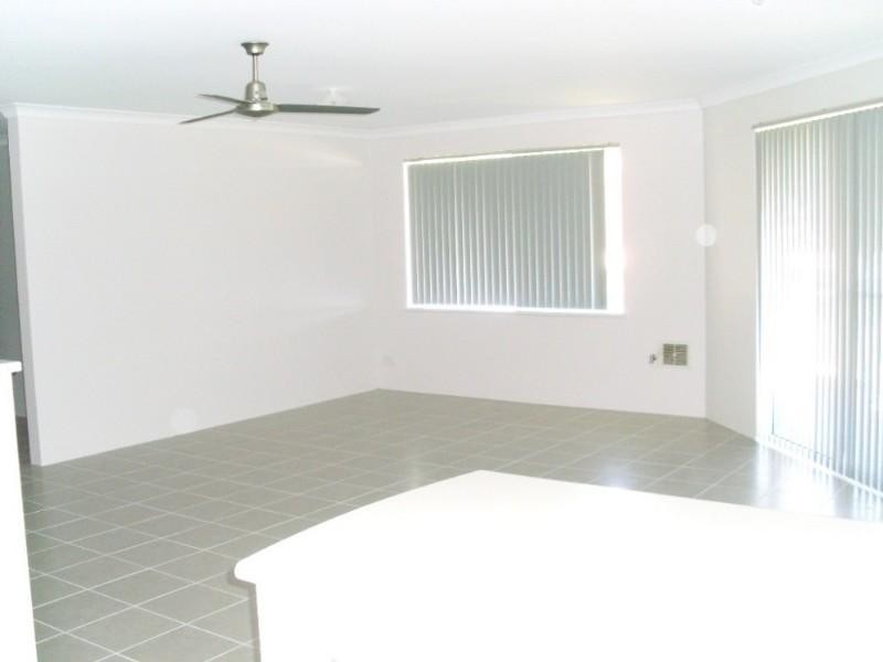 24 Eakins Crescent, Wandina WA 6530