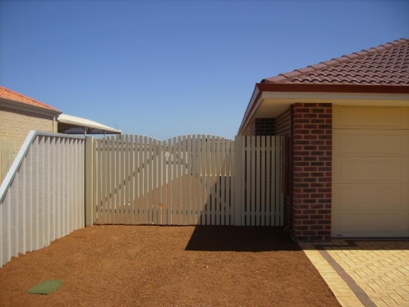 2 whitworth Street, Sunset Beach WA 6530